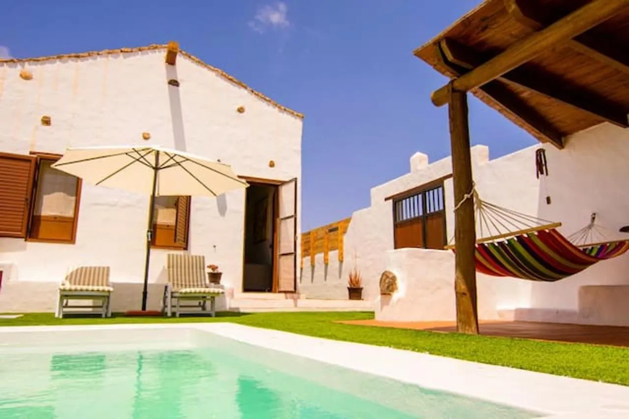 Charming Villa In Antigua With Private Pool